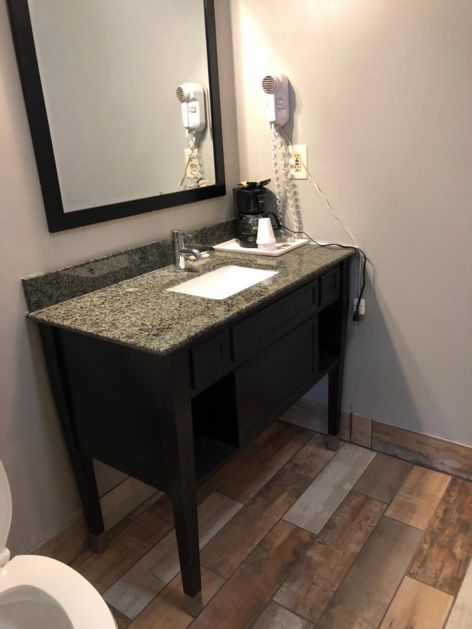 Deerfield Inn And Suites - Fairview Luaran gambar