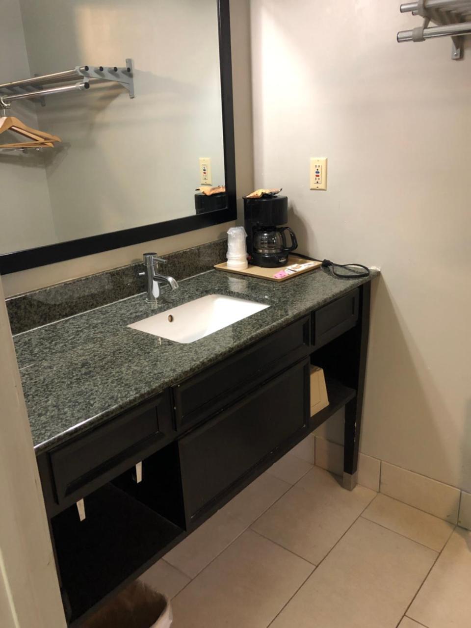 Deerfield Inn And Suites - Fairview Luaran gambar
